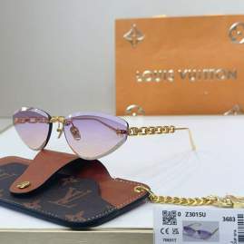 Picture of Louis Vuitton Sunglasses _SKUfw76300649fw